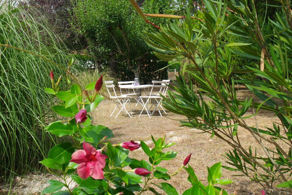 Bed and Breakfast Le Balcon Des Jasses Espere Exterior foto